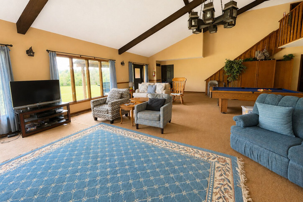 Rich with character and original details, the Great Room reflects the building's historic roots while providing plenty of space for groups to gather, unwind, and spend time together.