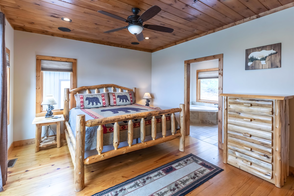 Enjoy the master bedroom on the main floor, complete with an ensuite bathroom.