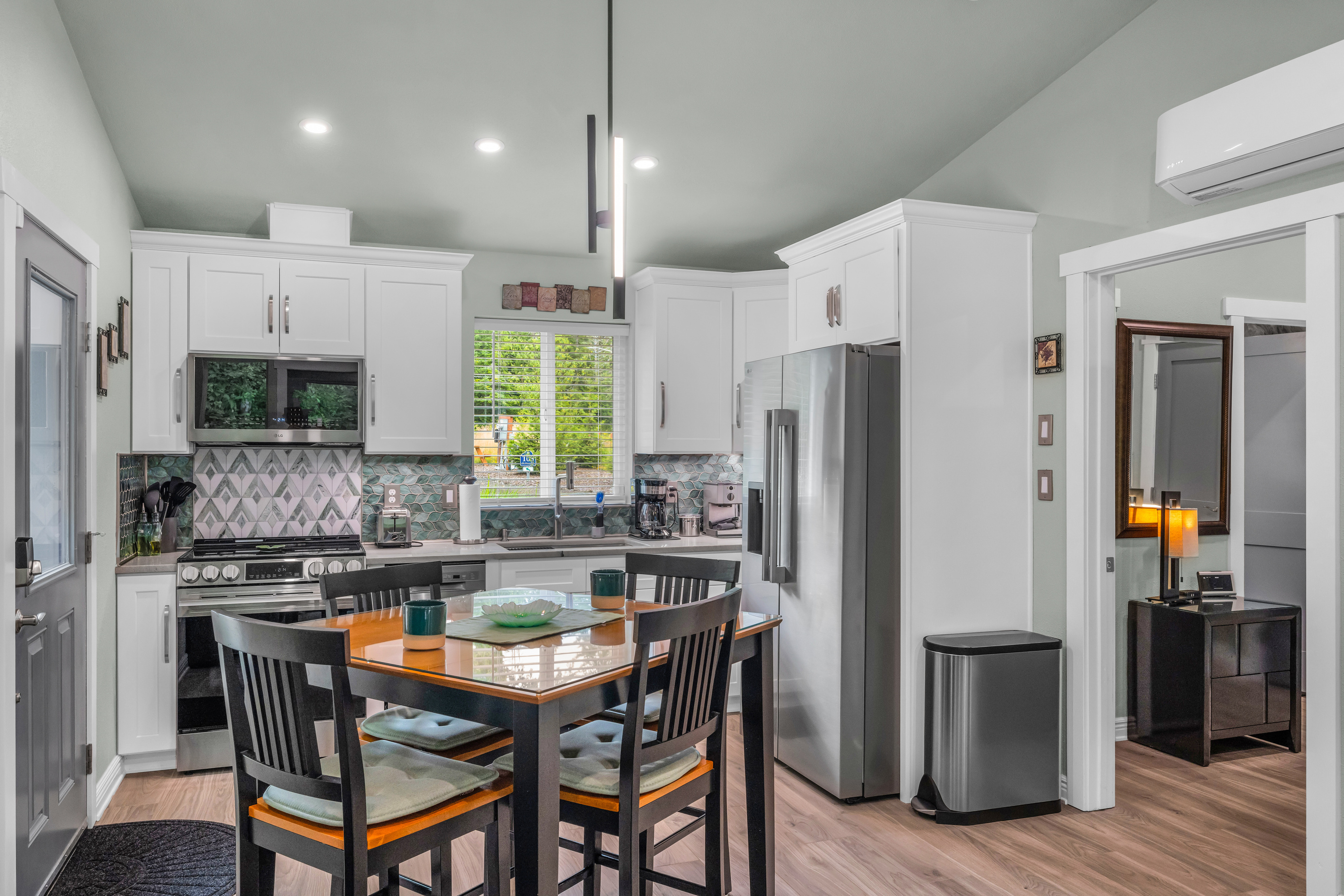 Alder Falls has a full size, well-stocked kitchen complete with espresso maker and supplied staples