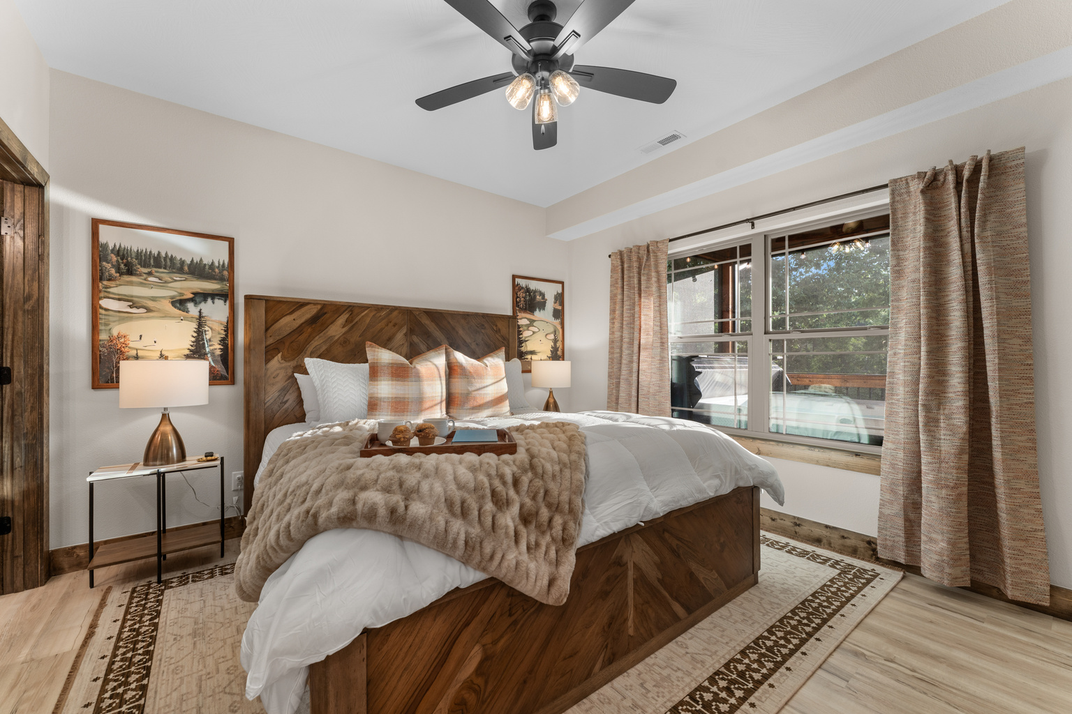 All four bedrooms are gorgeously decorated, have luxury mattresses, linens and have their own private ensuite bathroom.