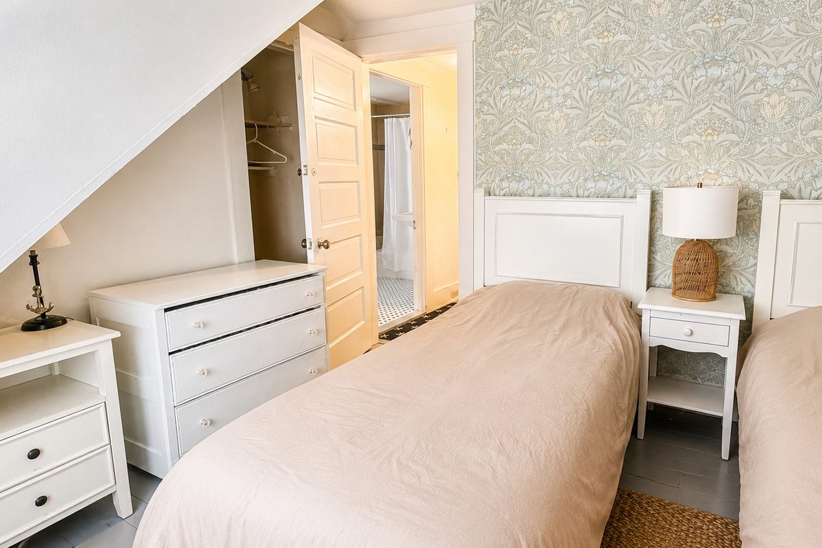 Bedroom 5
