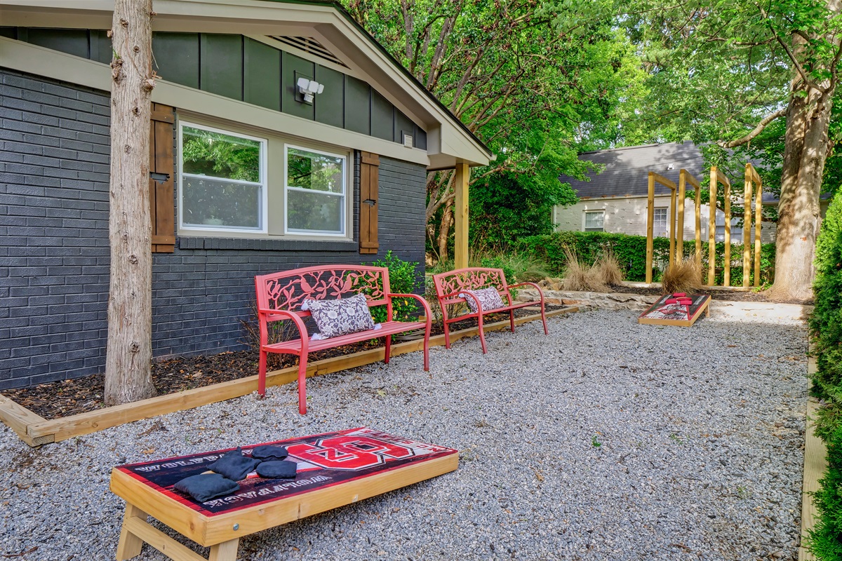 Challenge your friends to an exciting match of Wolfpack cornhole.