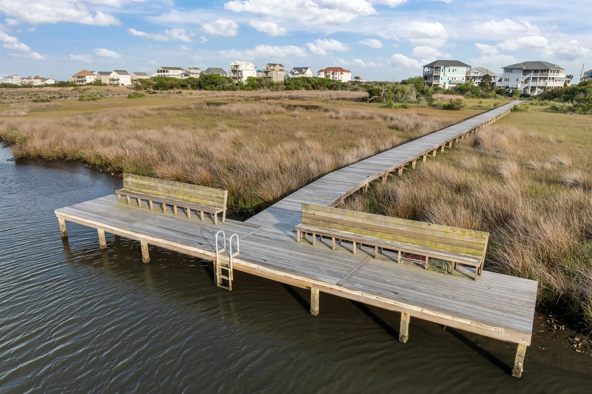 Relax on the dock with built-in seating&mdash;ideal for fishing, crabbing, or soaking in the scenery
