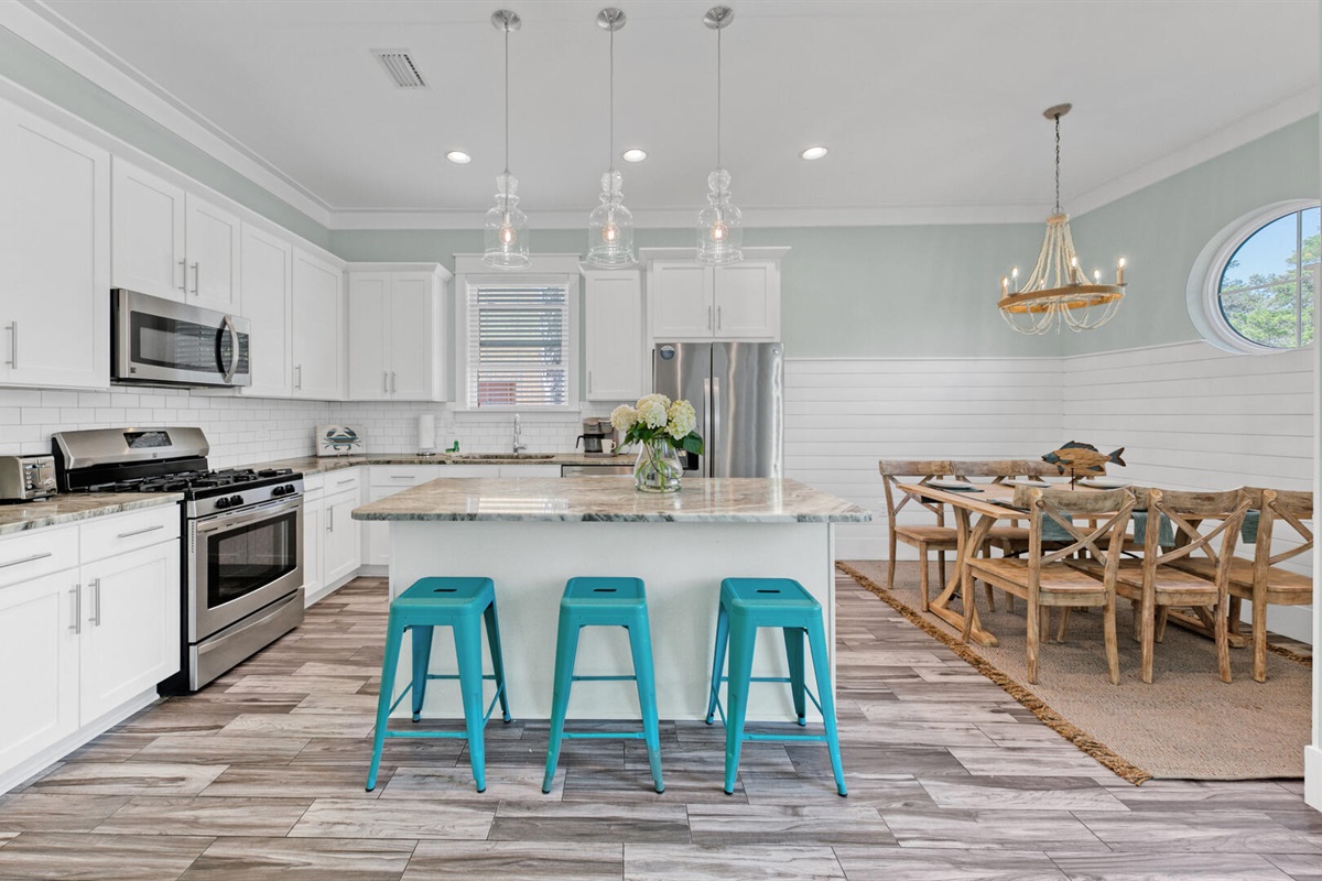 Open Kitchen & Dining Area