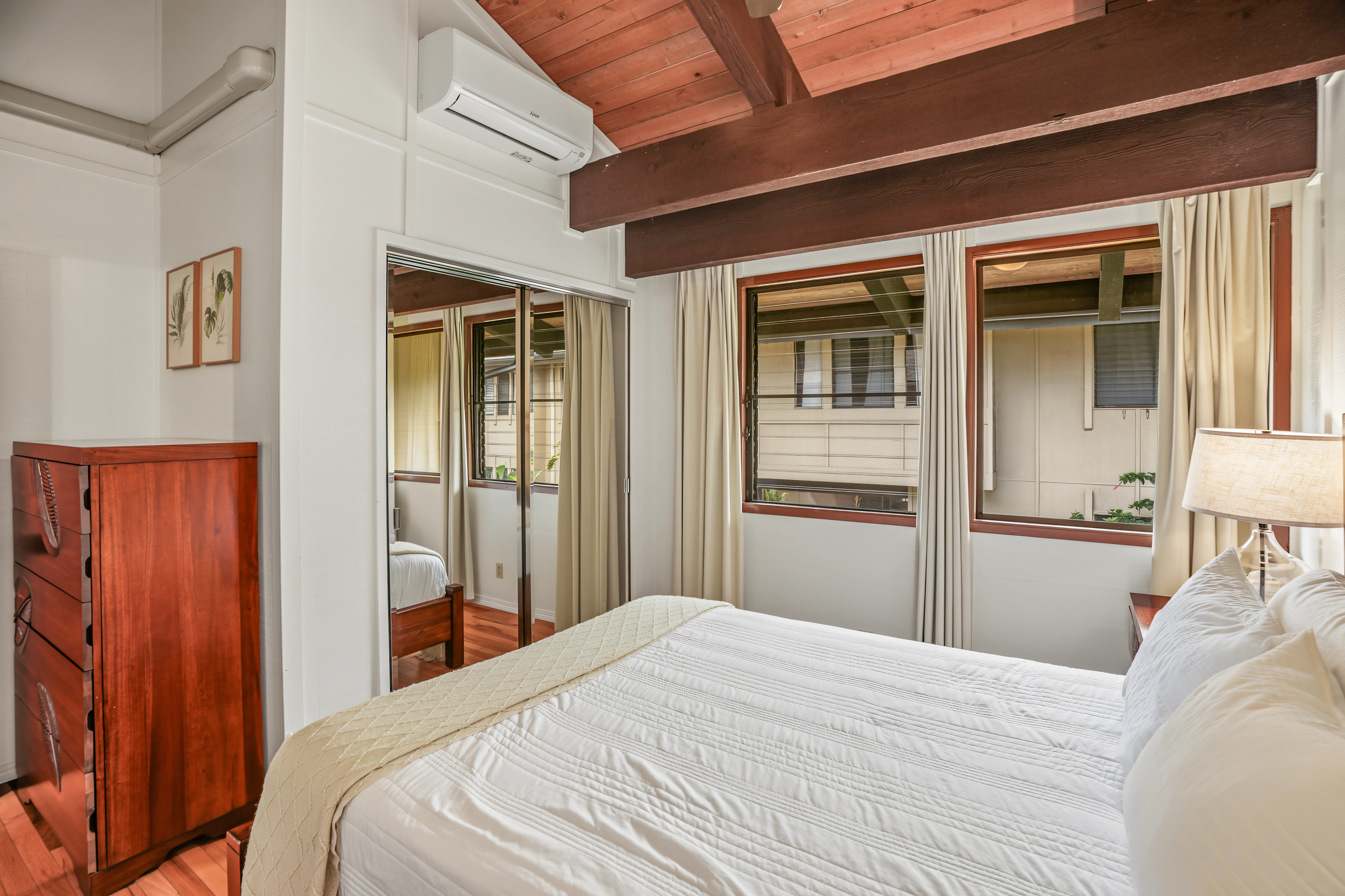 Second Floor Queen Bedroom