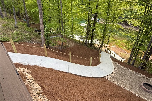 Path to lake