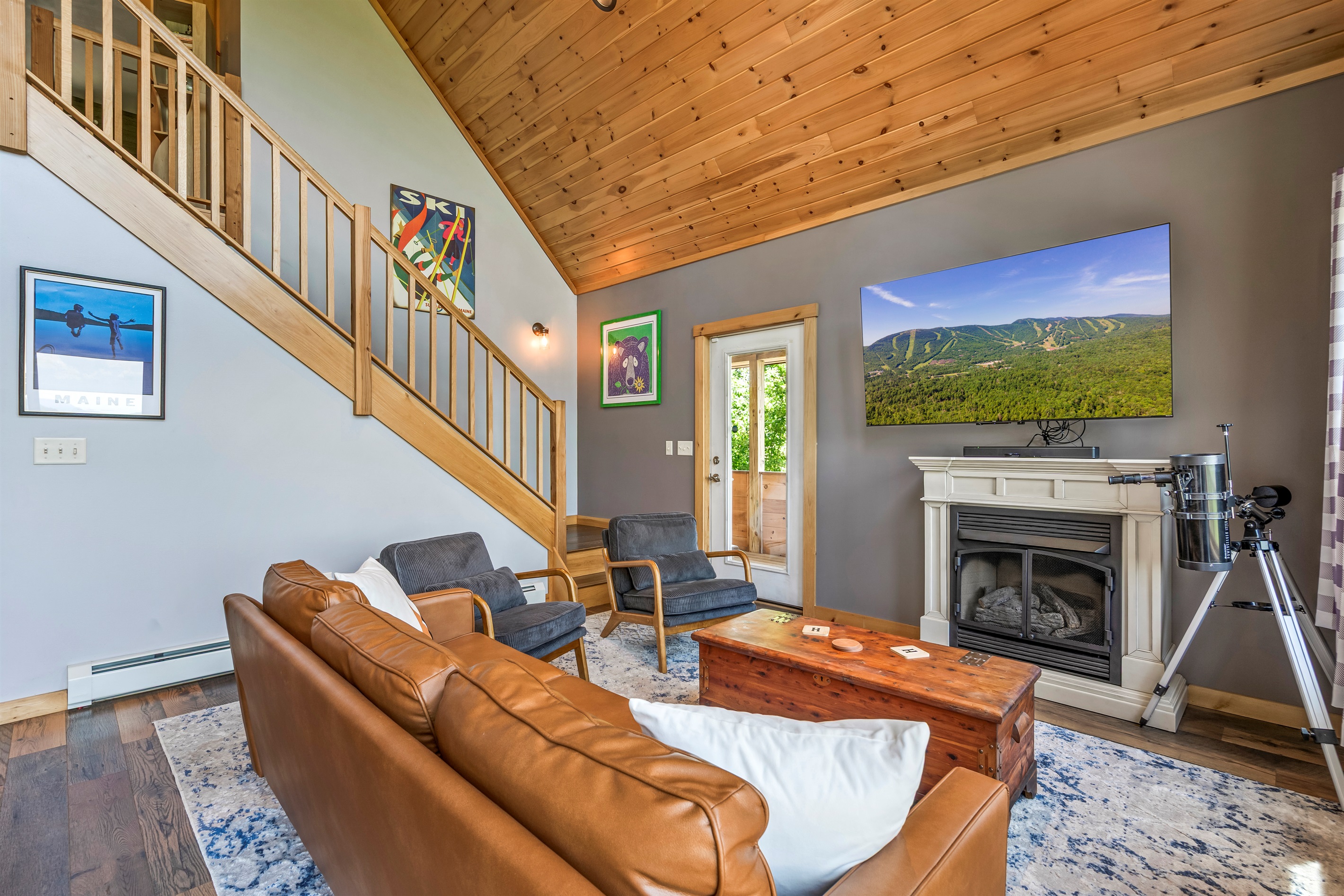 Whether it’s movie night, board games, or Saturday morning cartoons, this space fits the whole crew.