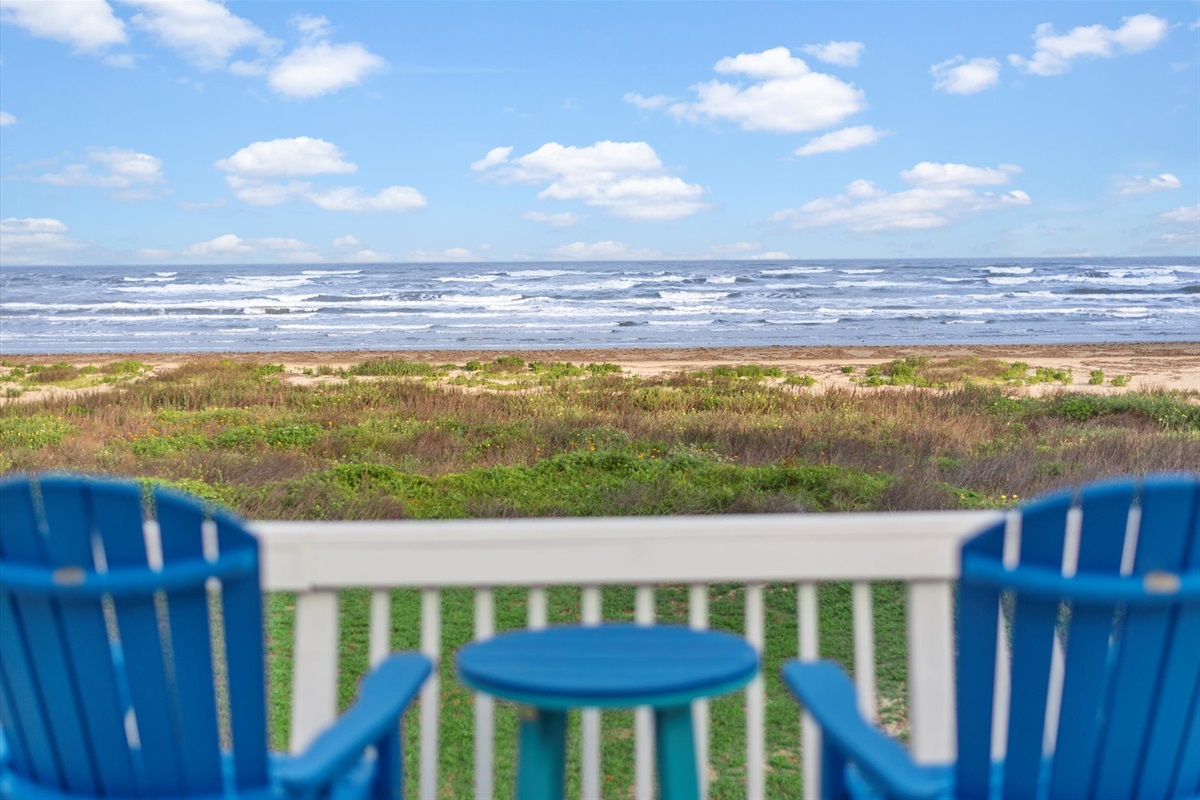 3eb2cb22ce7448b5834d966f3624804f Large | Beachhouse | Texas | TX | Vacation Homes | Galveston | Crystal Beach | Kokomo | Breezy Days | Beachfront Elegance | Sunrise Serenity | Southern Sands Property Management, LLC