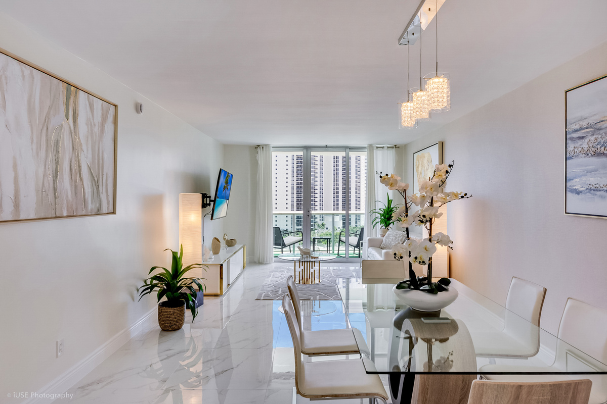 Dining & Living Area