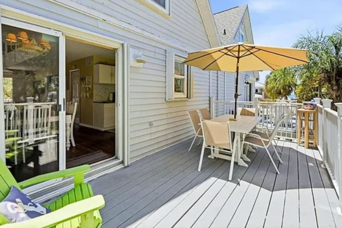 Deck