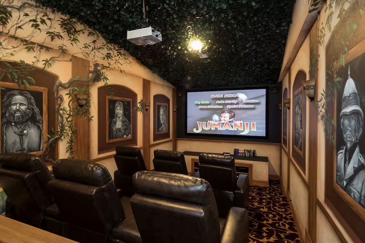 Private Jumanji movie theater at Clermont vacation mansion