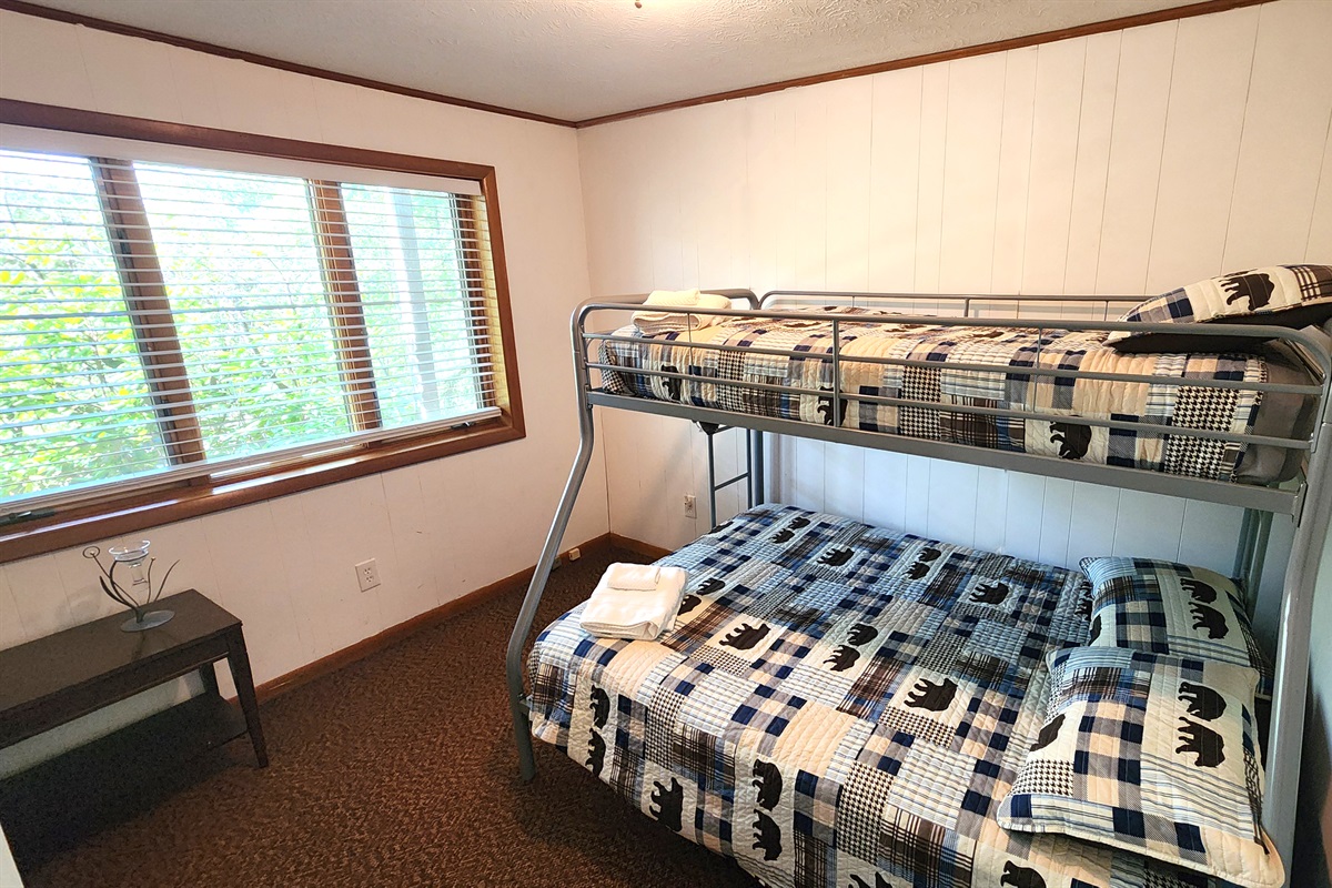 White Room - Twin over Full Bunkbed