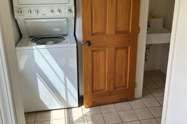 Laundry, Mudroom, Powder Bath