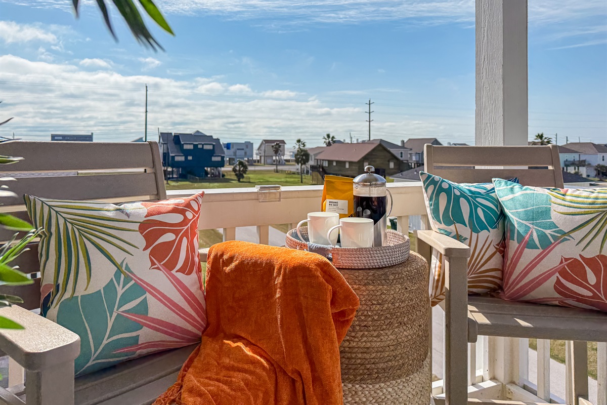 &ldquo;Awesome! Watching and listening to the waves from the decks is phenomenal!&rdquo; - Matt