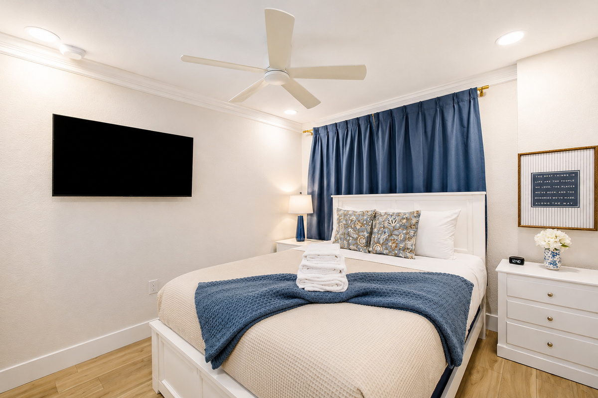 Queen Bedroom