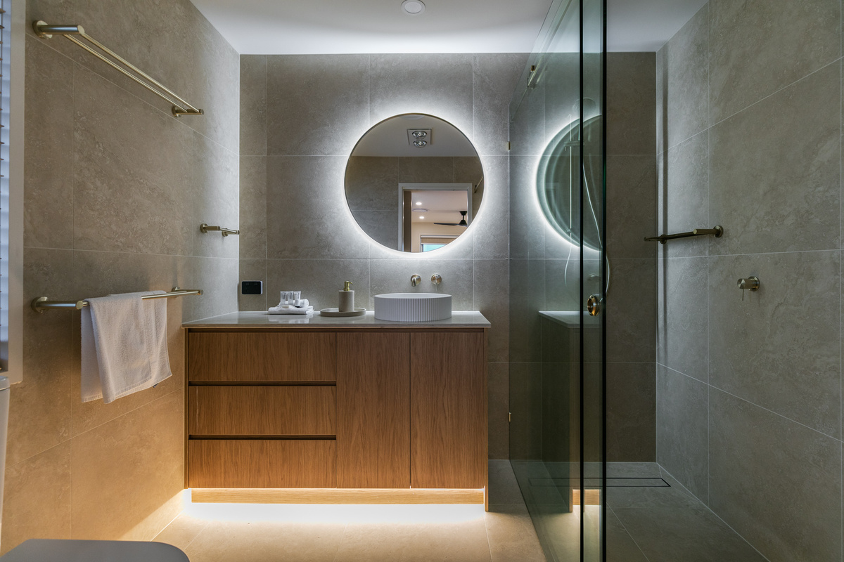 Ensuite