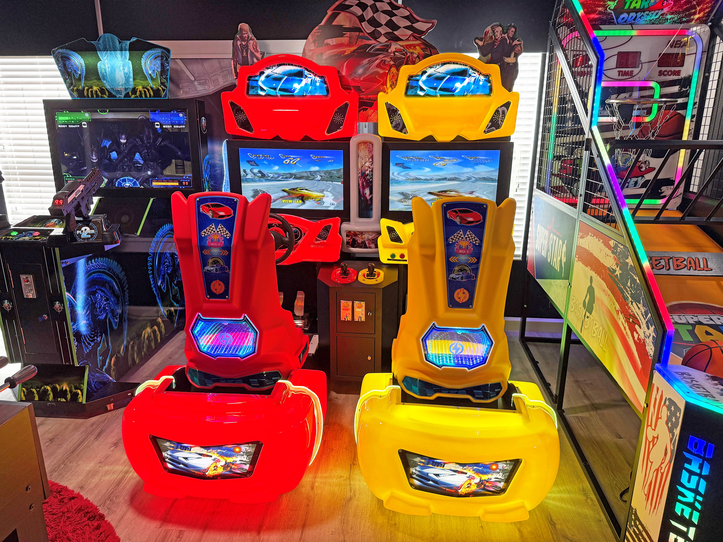 Play Outrun Car Race Arcade Game (FREE To Play)