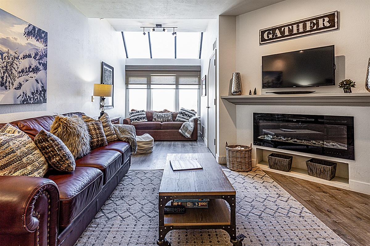 Gathering space with 2 additional sofa beds