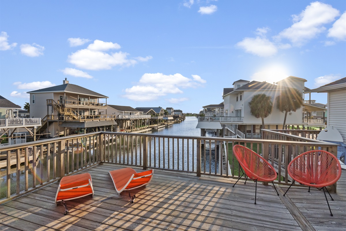 3f34f5f595c84909b4ea3bfc9b4f4936 Large | Beachhouse | Texas | TX | Vacation Homes | Galveston | Crystal Beach | Kokomo | Breezy Days | Beachfront Elegance | Sunrise Serenity | Southern Sands Property Management, LLC