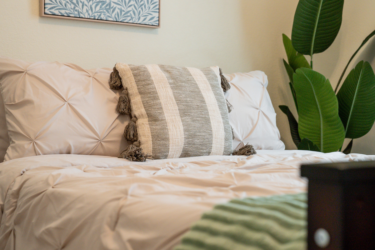 Enjoy a peaceful and inviting bedroom designed with comfort in mind, providing a relaxing space to unwind during your stay.