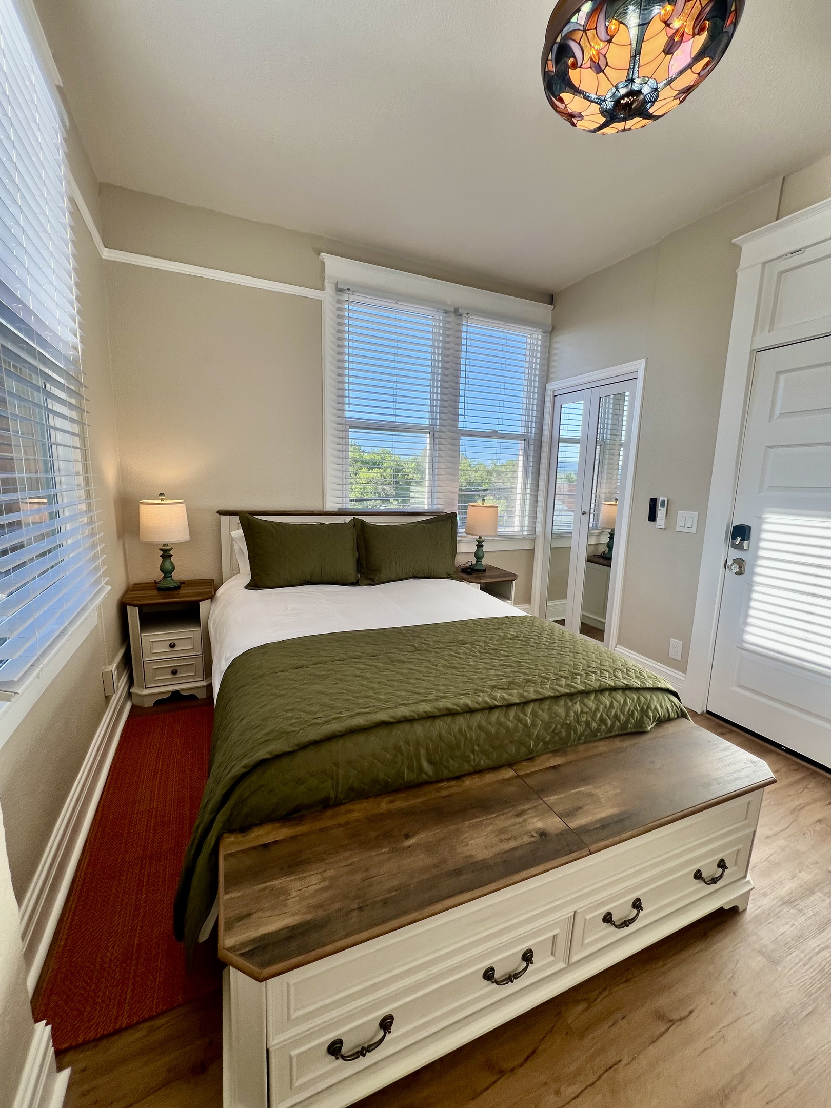 Your cozy bedroom retreat awaits. Unwind in a plush Queen bed after a day of exploring Prescott.
