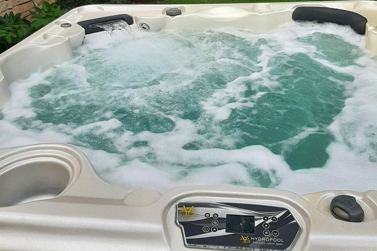 3f5eea7ac463461b8af296c33a373087 Large