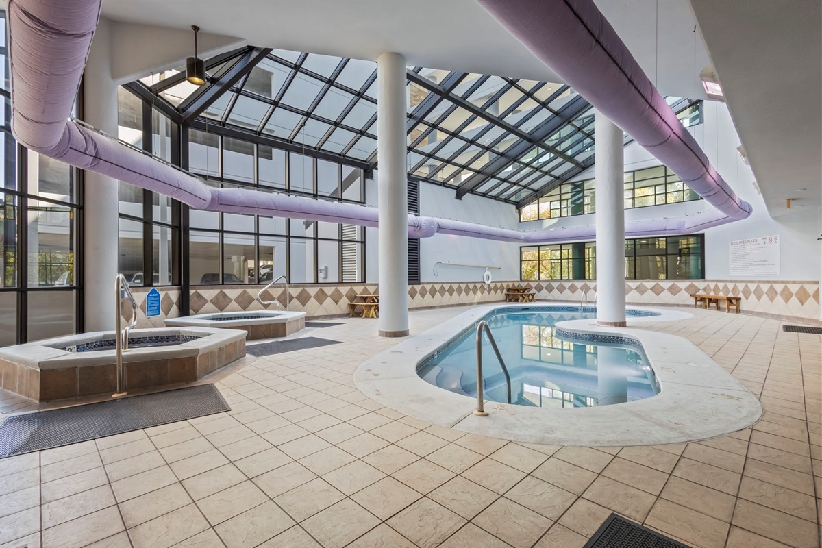 Indoor Pool/Hot Tubs