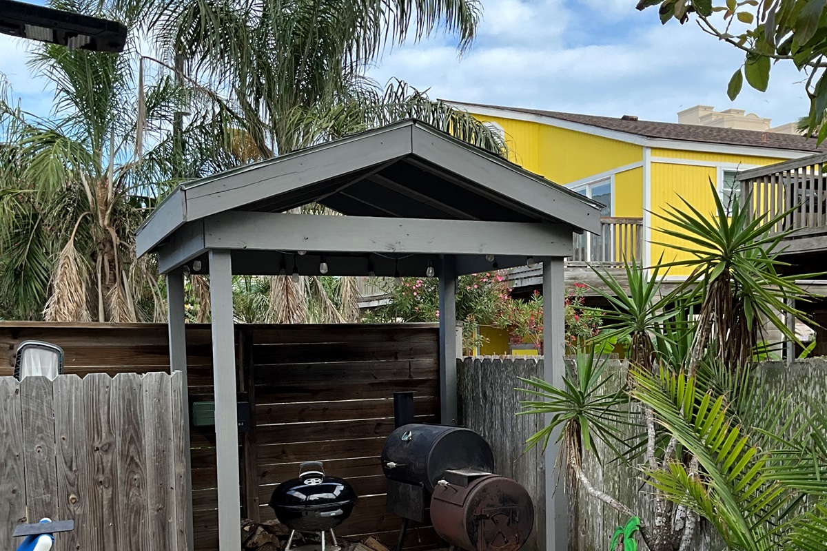 Covered grilling and smoker area