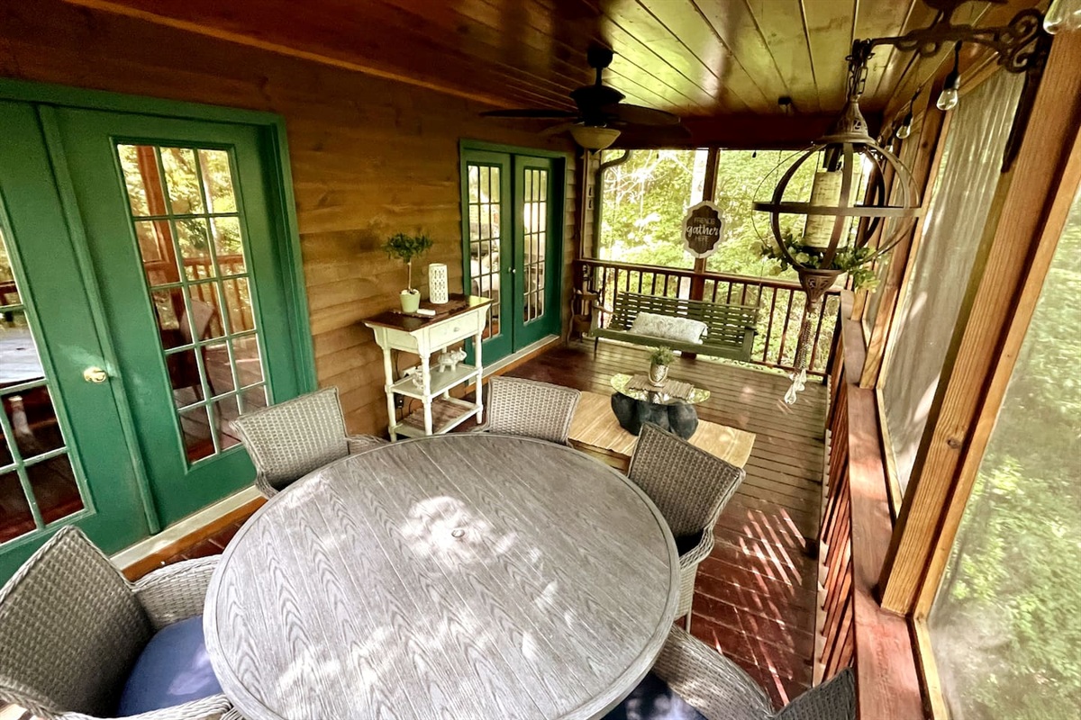 Screened back deck