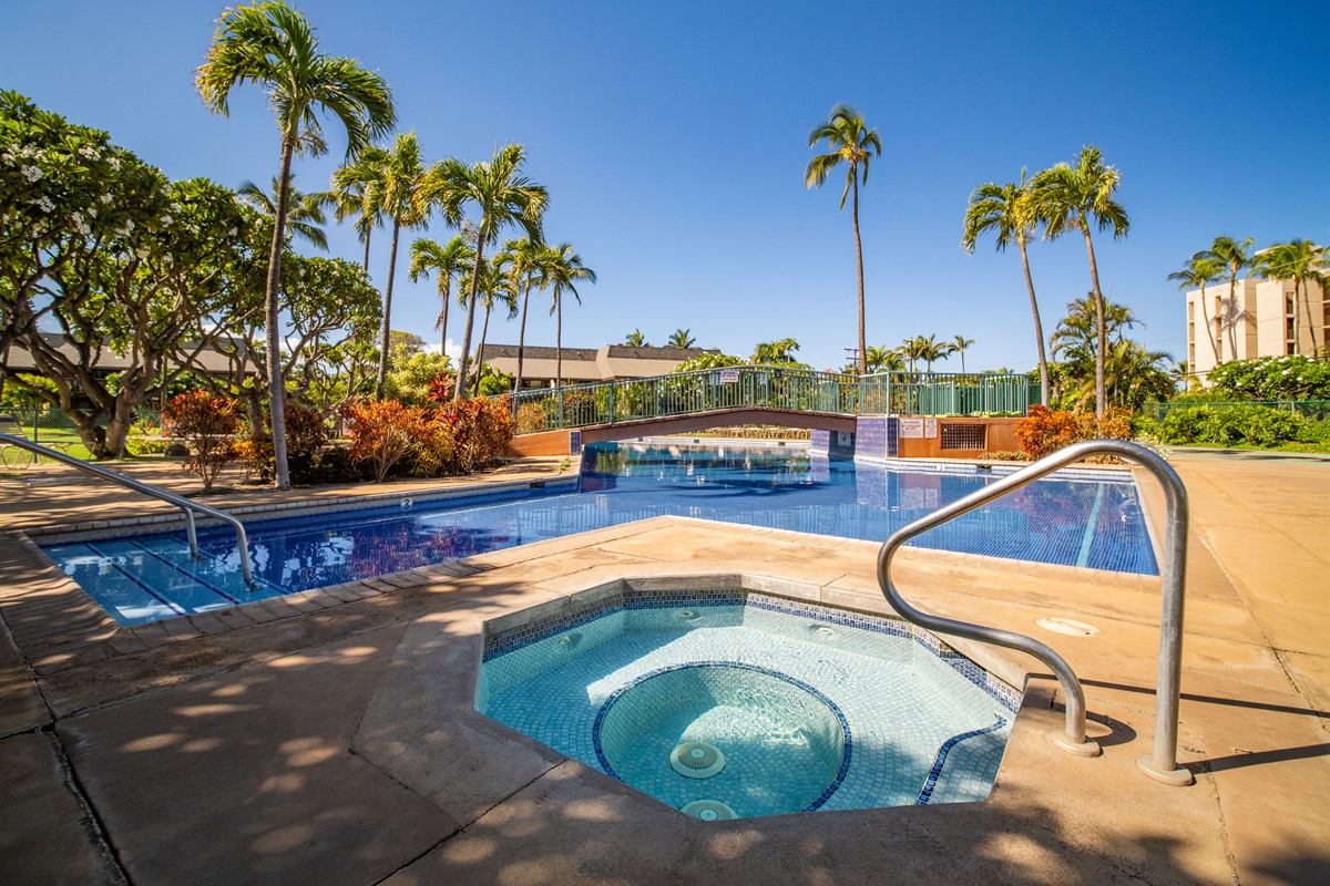 Koa Resort Pool & Hot Tub