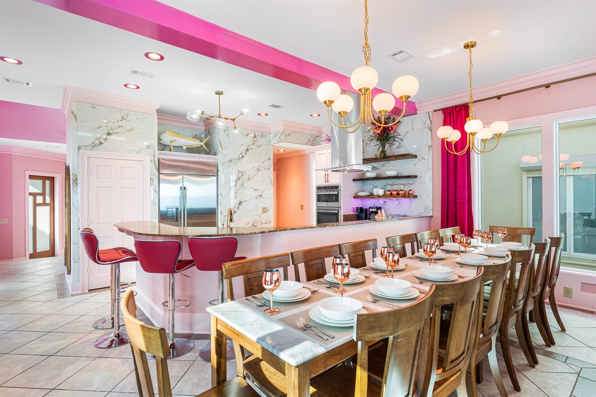 Beachfront Dining Room | Second Floor
