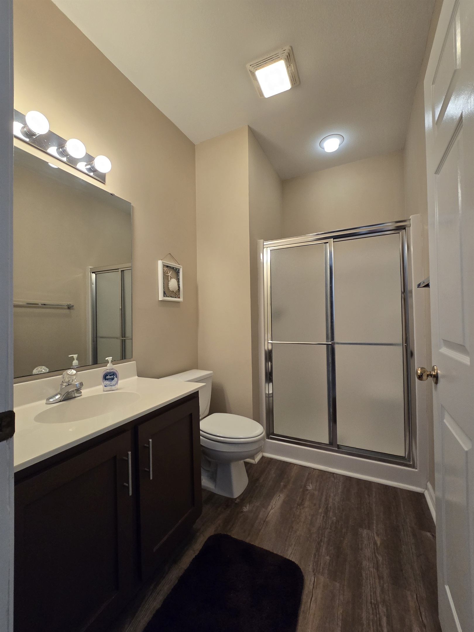 Full Bath with Standing Shower