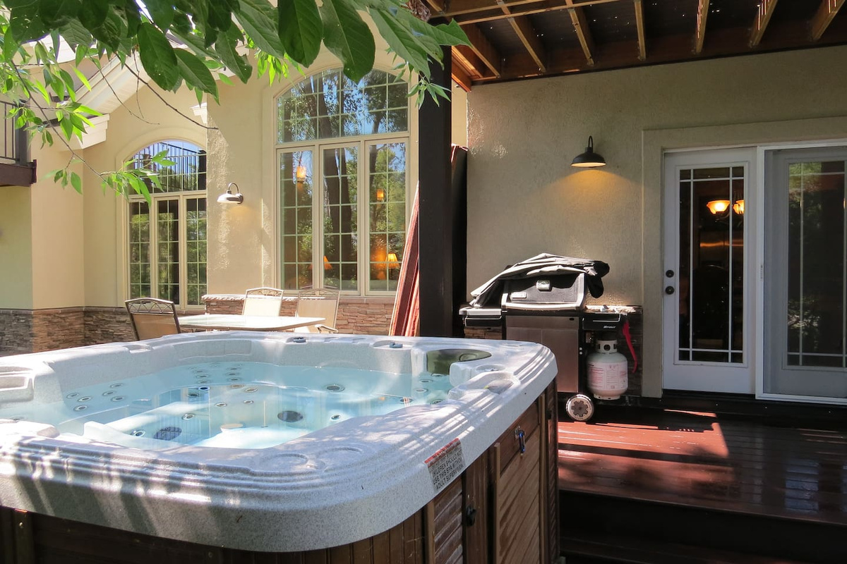Hot Tub and Grill on Deck