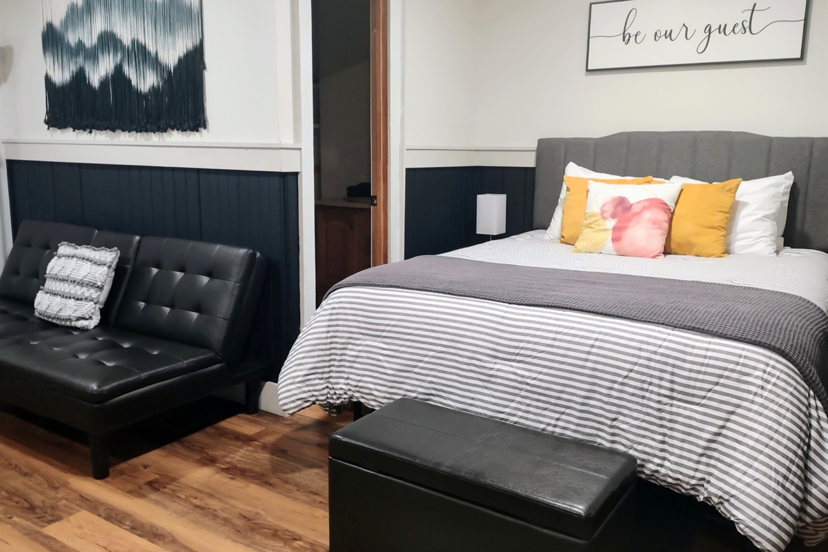 Deep Creek Lodge Studio Apartment LIV! Stays