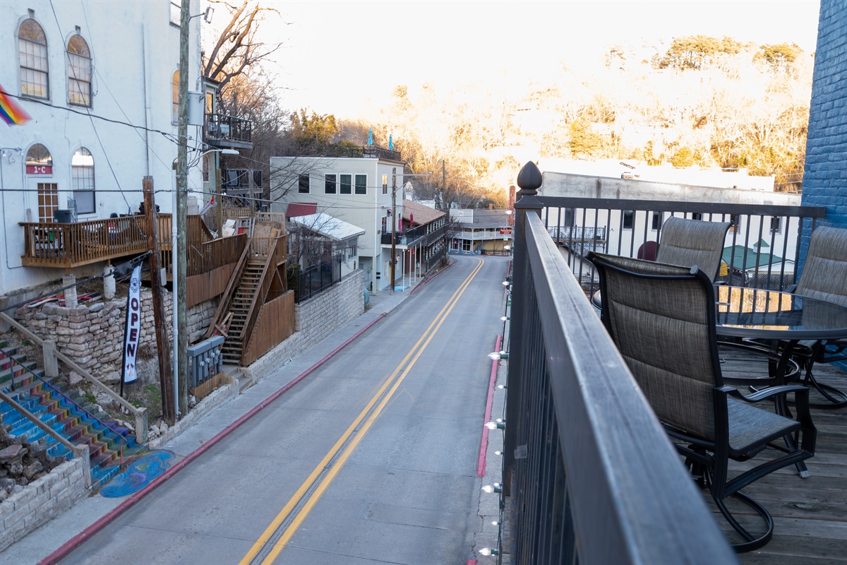 Large, 3 Bedroom Apartment Nightly Lodging in Eureka Springs, AR