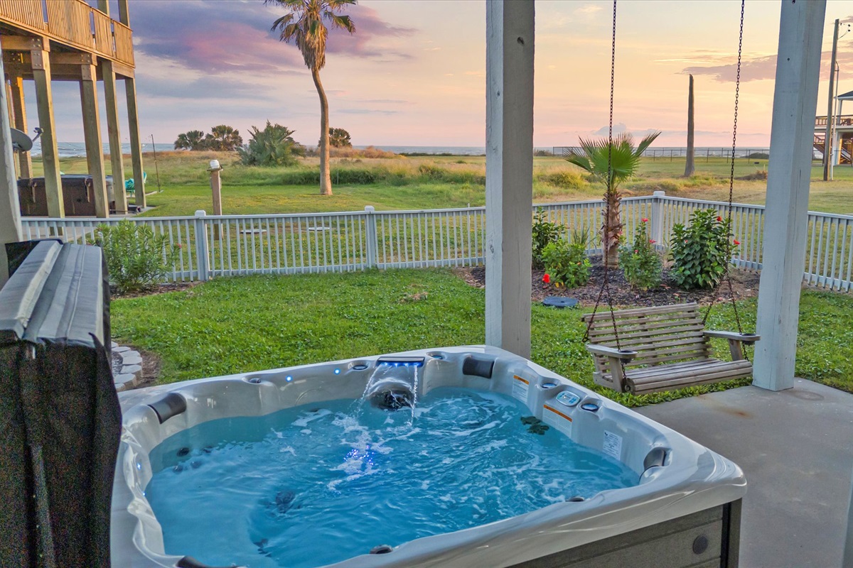 3fe283f7fd184301a68f57950dde6f47 Large | Beachhouse | Texas | TX | Vacation Homes | Galveston | Crystal Beach | Kokomo | Breezy Days | Beachfront Elegance | Sunrise Serenity | Southern Sands Property Management, LLC