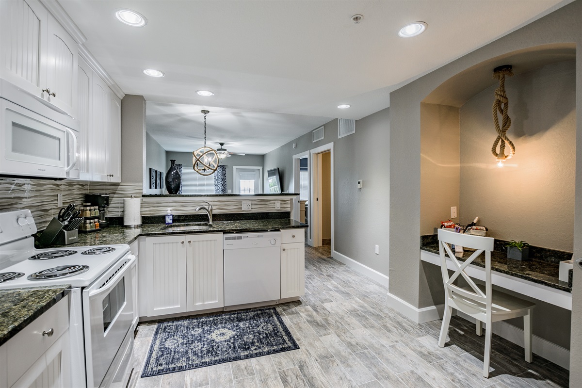 Another view of the fully stocked kitchen - Mr. Coffee