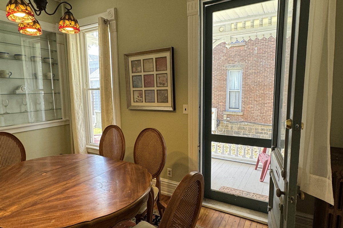 Door to private side porch