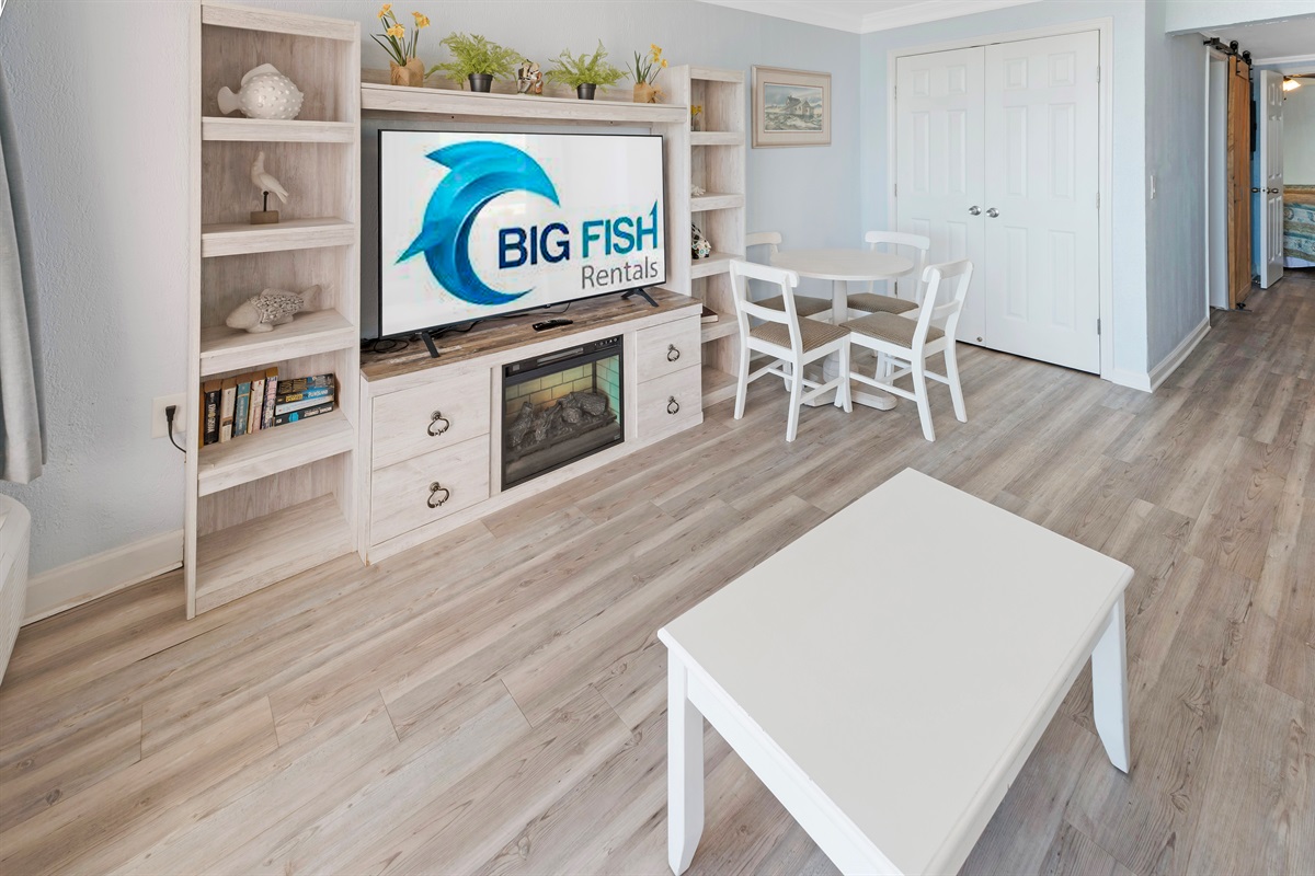 Amazing Living Room with Stunning Views🌊☀️