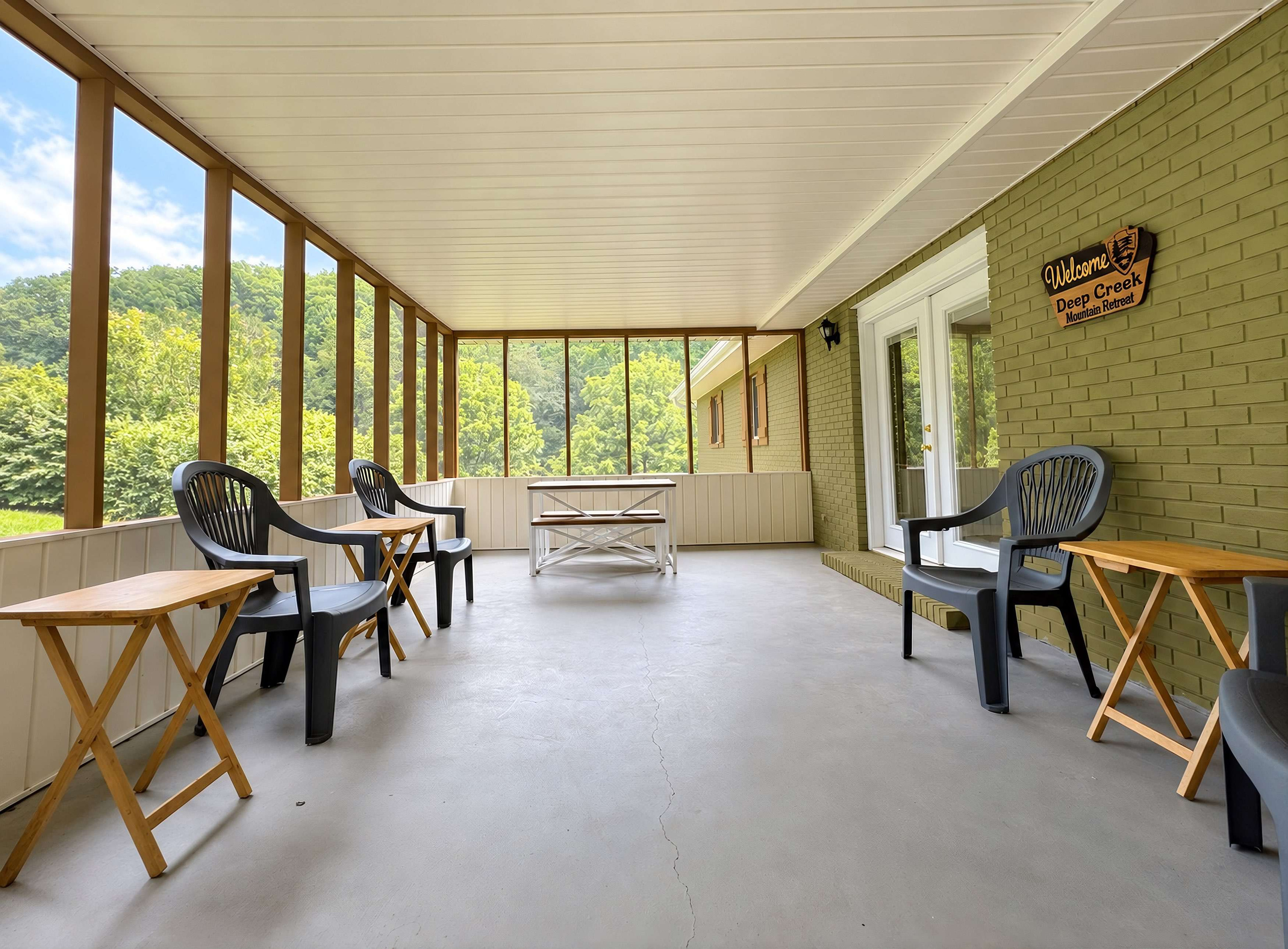 screened in porch 
