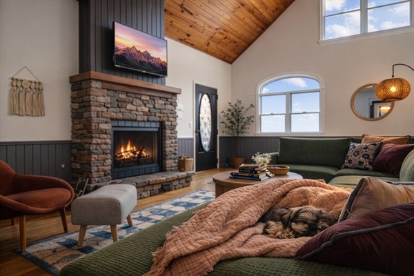 Wrapped in a blanket, the day slows down here—coffee, mountain views, and a cozy spot on the couch that’s hard to leave.