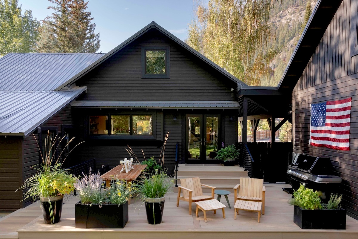 Deck with Gas Grill, Dining Area