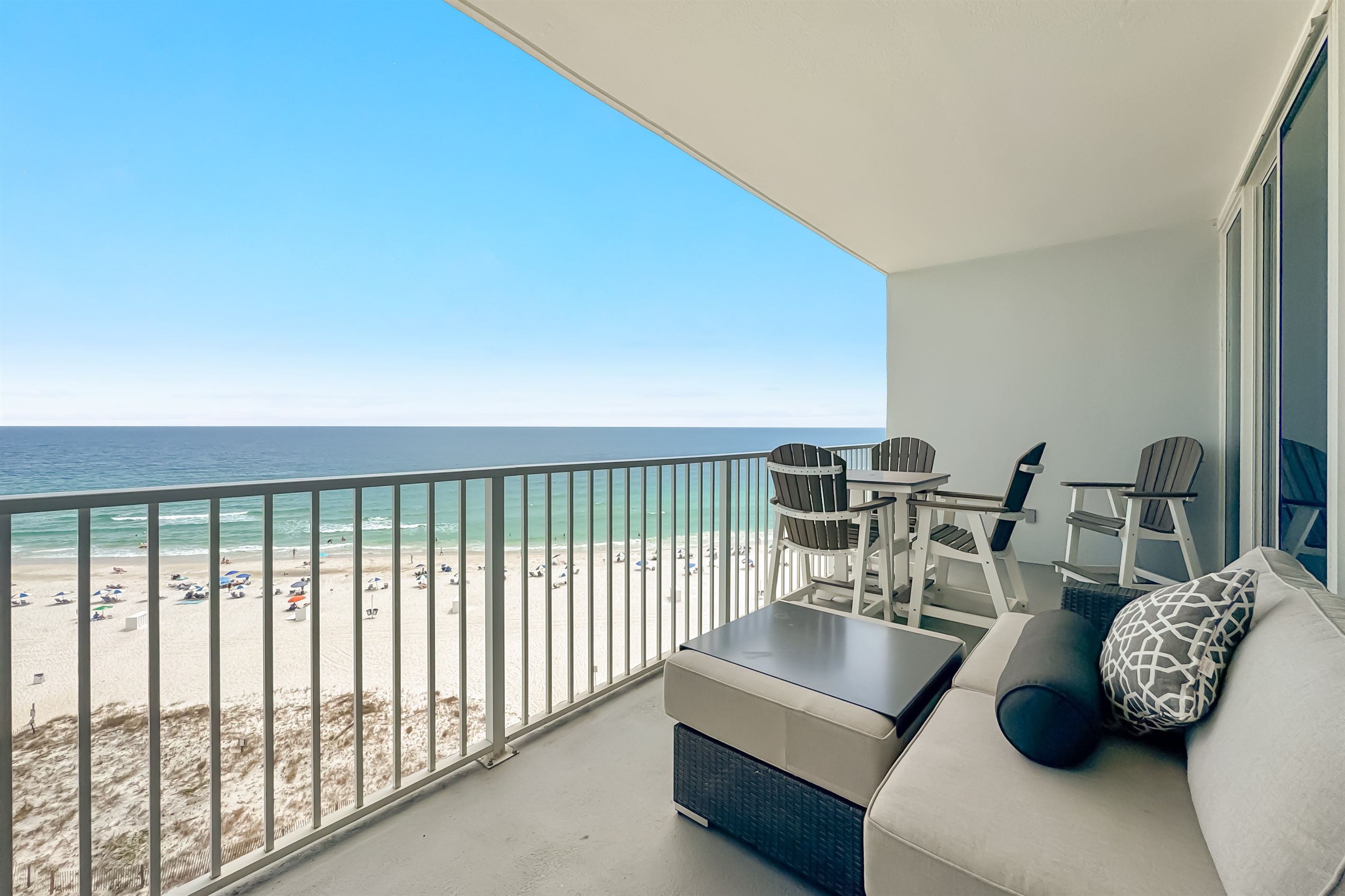 Seamless transition from living space to expansive ocean views, creating a tranquil and inviting atmosphere.