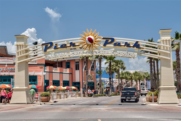 Pier Park is a 5 minute stroll from Aqua