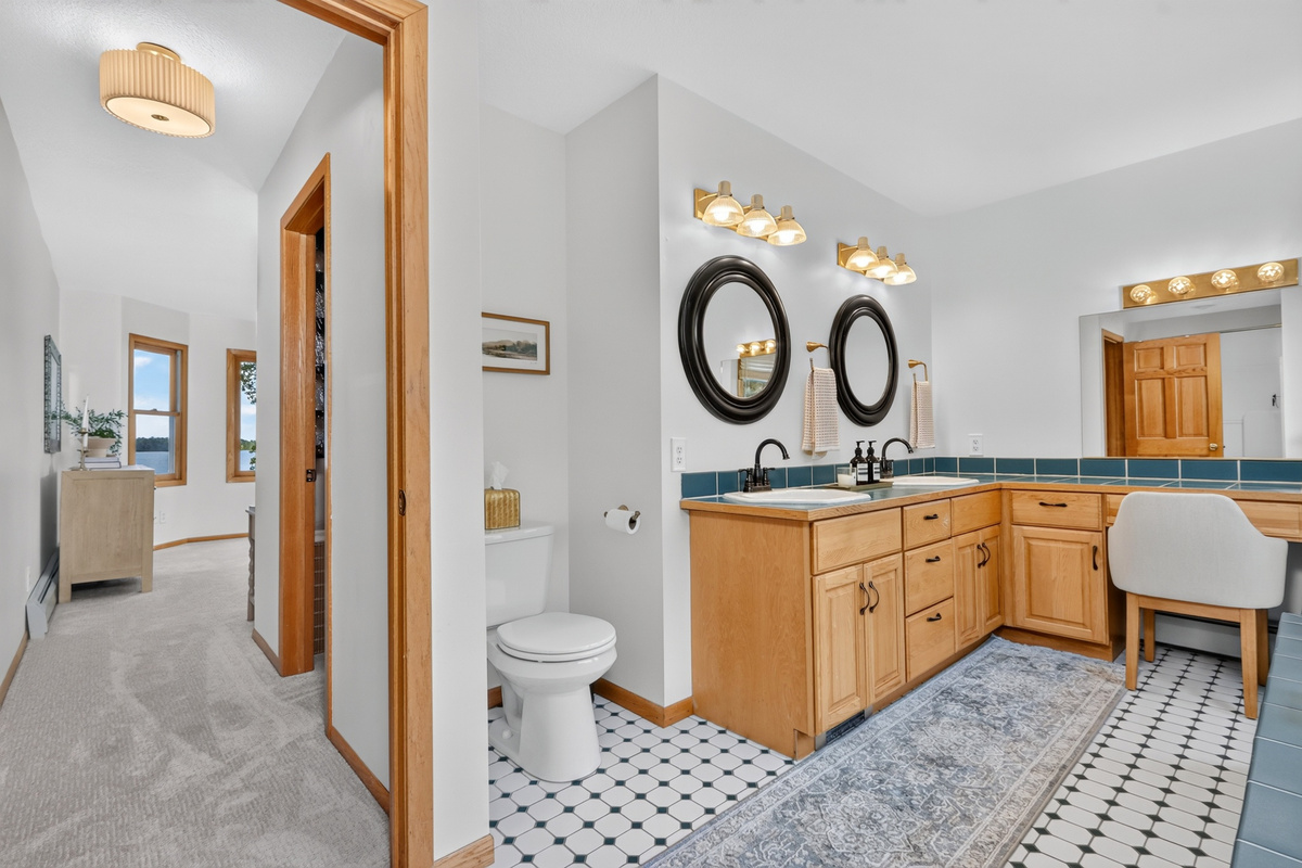 Ensuite