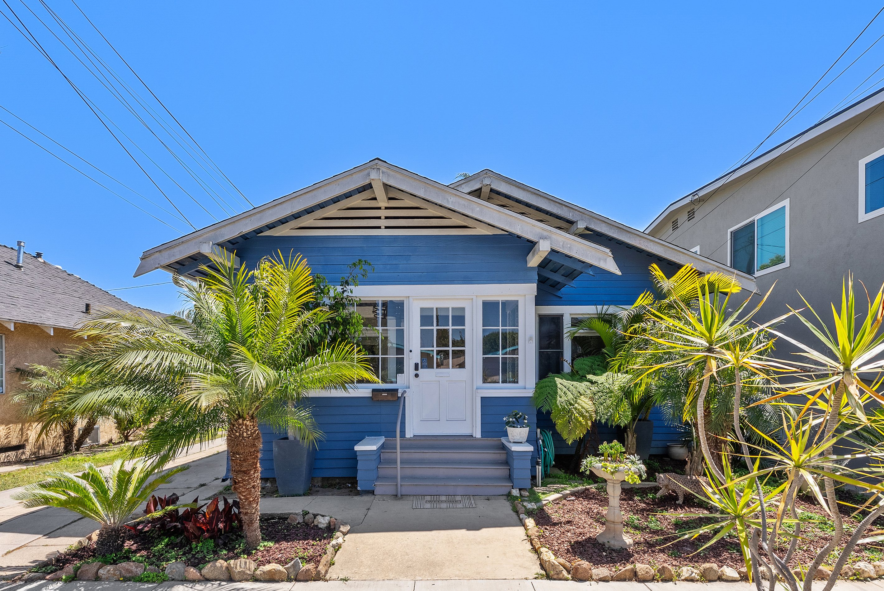 Beautiful Craftsman bungalow just minutes from the beach.