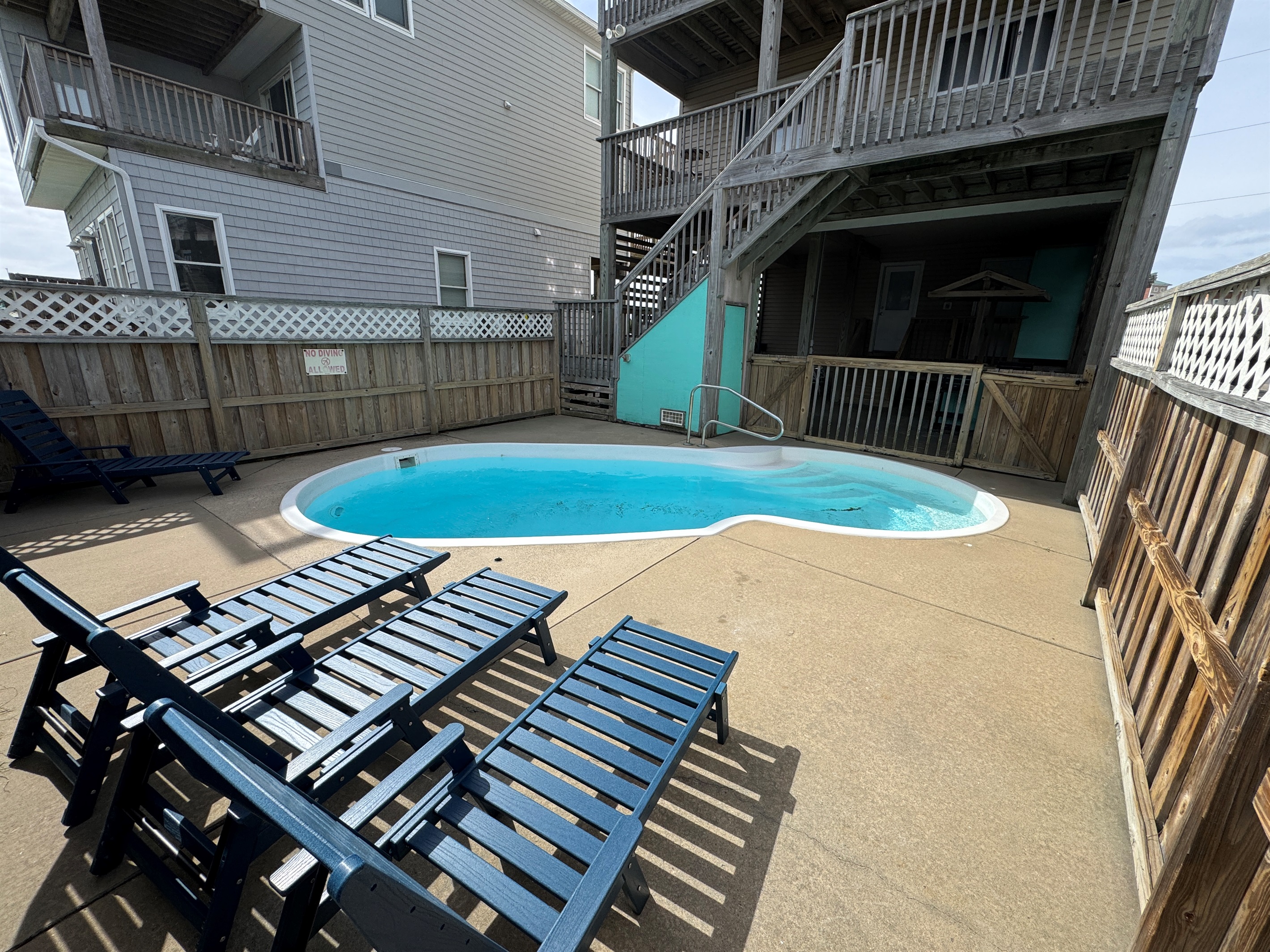 Refreshing private pool just for you.