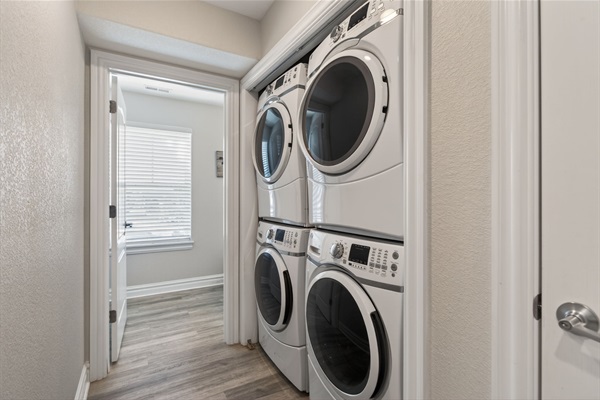 Double washer and dryer