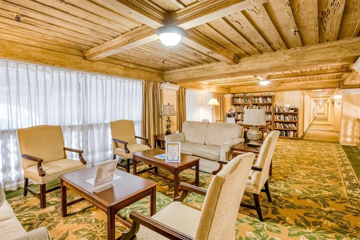 Library for guests on the mezzanine level. 