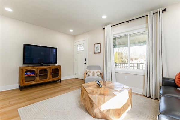 End Zone Escape<>2BR house 1 mile to ND Stadium!, photo 20